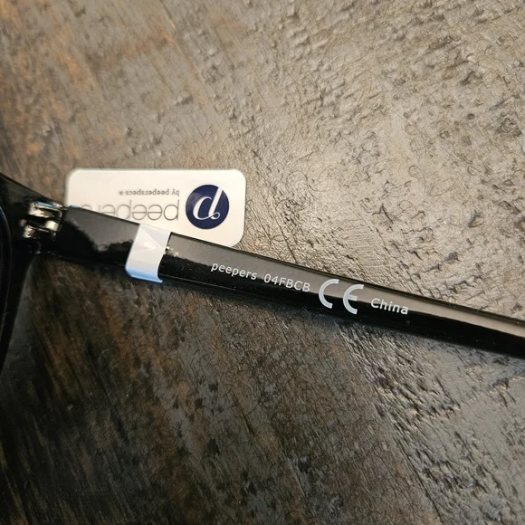 Peepers Polorized Sunnies Nwt - Picture 3 of 4